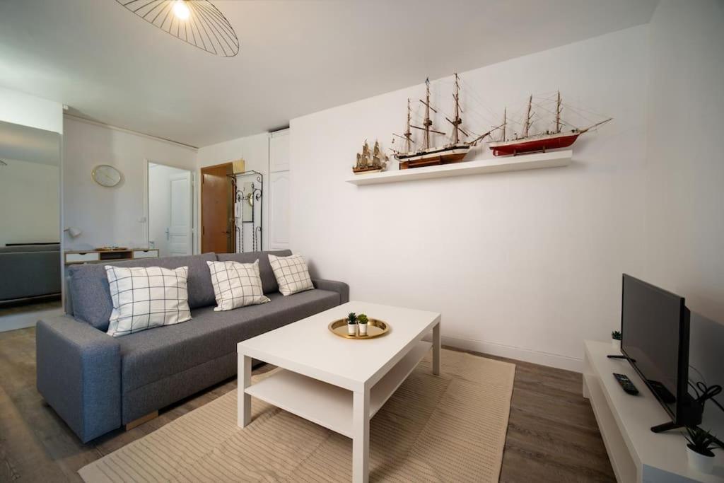 Fully Equipped Apartment Balcony Sleeps 7 Wifi Μασσαλία Εξωτερικό φωτογραφία